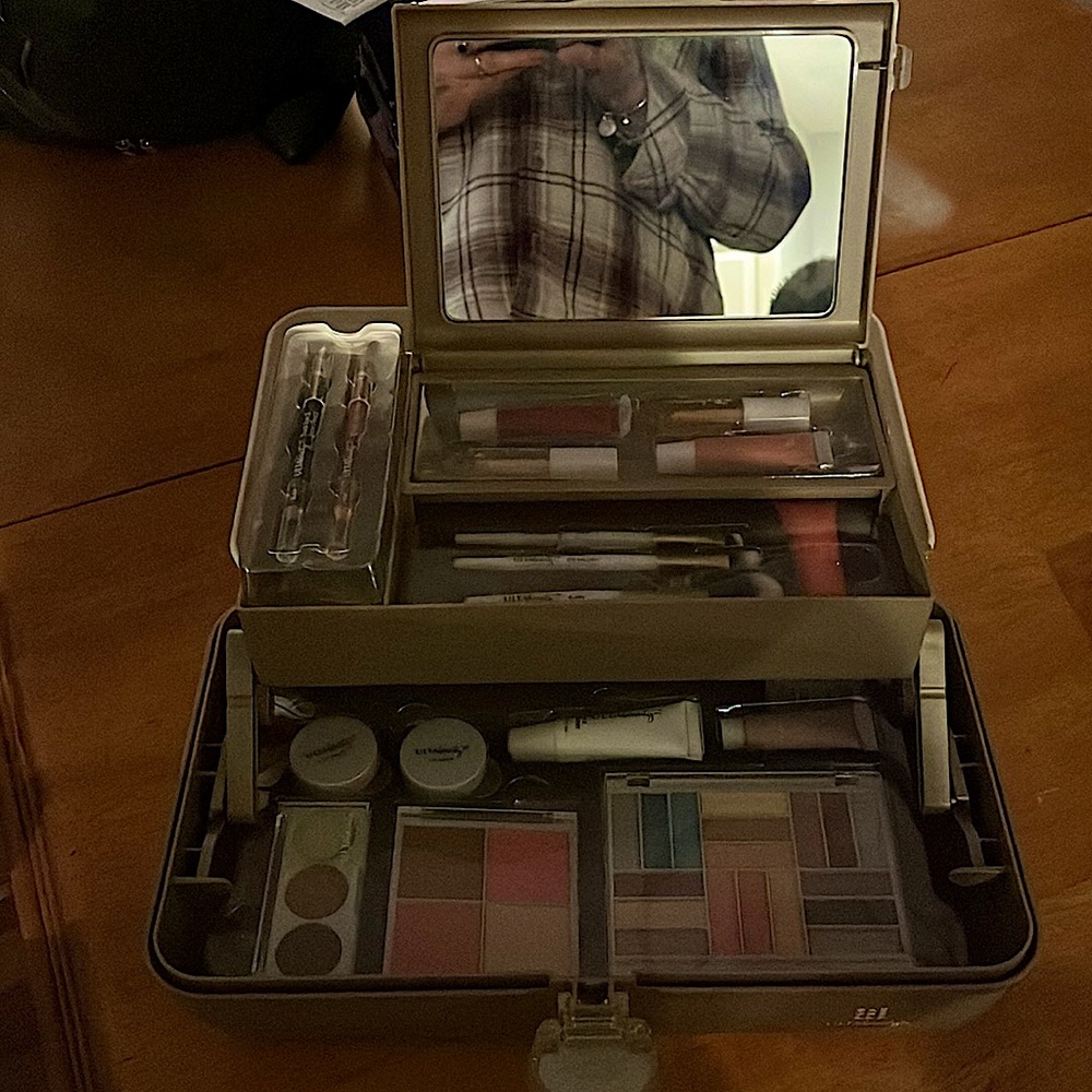 Ulta beauty travel case with everything!